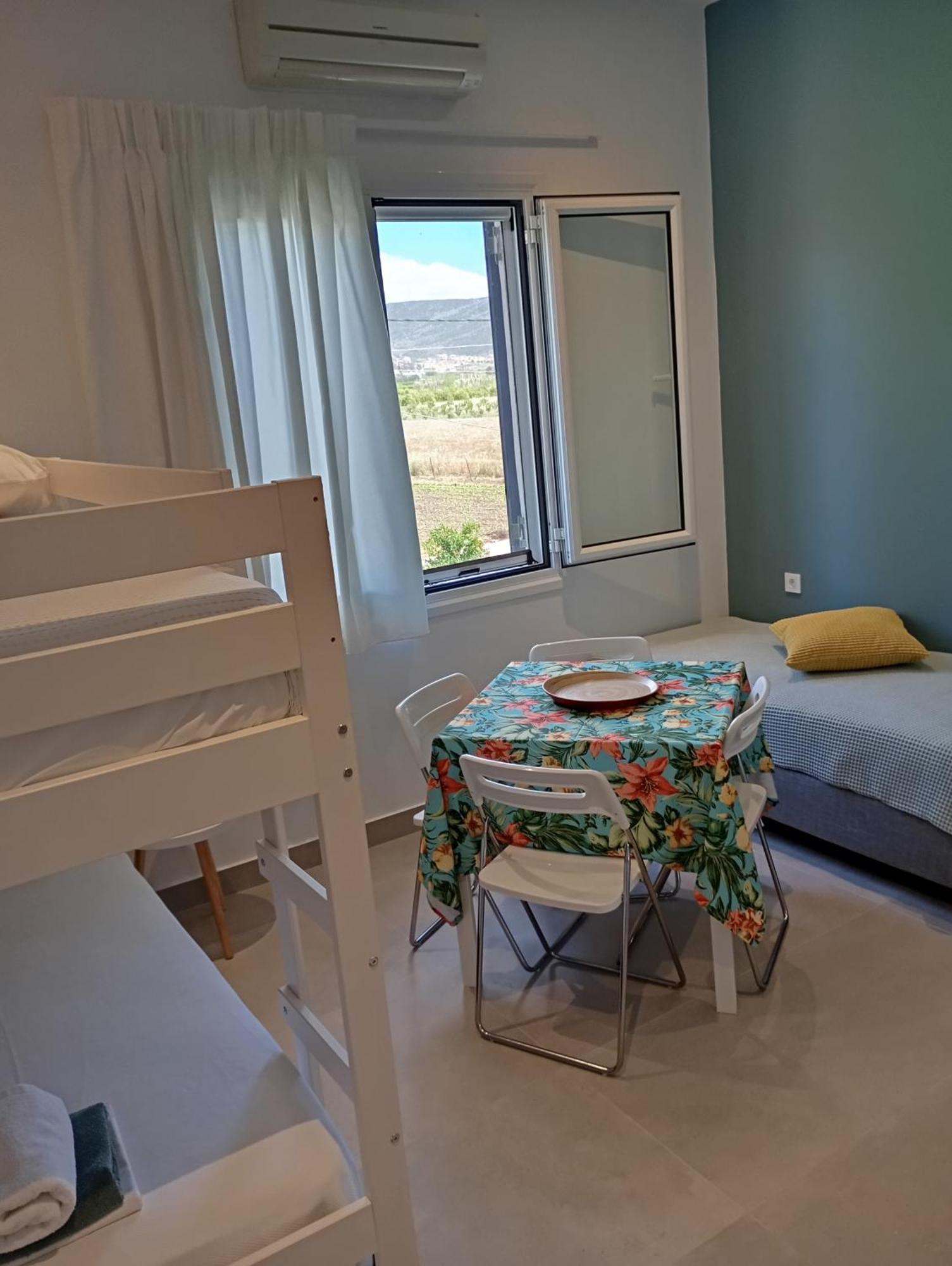 Anastasias Appartement Iria